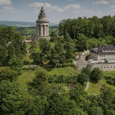 Kleiner Saal Im Villenviertel *