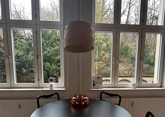 Apartament Kleiner Saal Im Villenviertel *